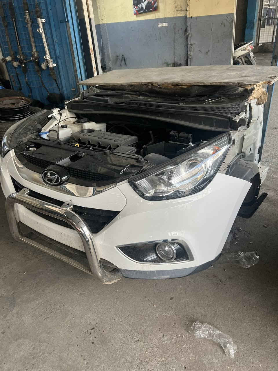 السلام عليكم  وصول حاويه ادوات  سبورتج وتوسان خليجي الوان مطابقه  بدي وميكانيك كلشي كامل من الدعاميه الاماميه للخلفيه 
البياع الحي الصناعي الشارع الثاني 
***********
