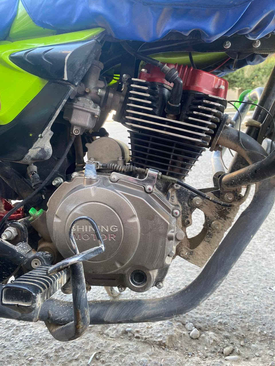 السلام عليكم شاينك للبيع 2023 نازلة بل25 الدراجة كفالة عامة رقم بغداد نكليزي الدراجة برغي ما مفتوح بيه العنوان بغداد البياع حي العلام التواصل***********
