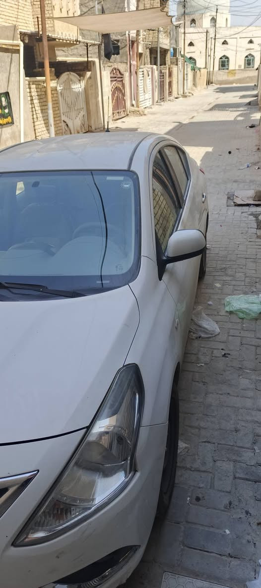 السلام عليكم نيسان صني هندي موديل ٢٠٢٢ رقم أربيل تريد تحويل وكالة حاضر مكفولة من الحادث والتبديل فقط بار بيه بالباب أمامي وشبر خلفي السعر ٩٥ورقة وبية مجال مكاني البياع رقمي ***********
