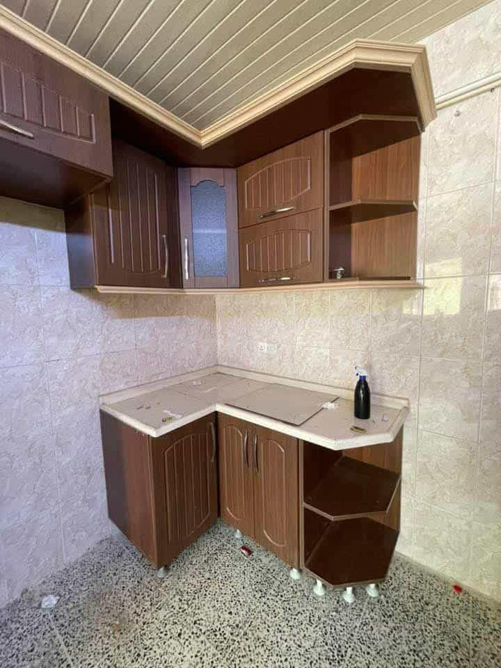 البيع كاونتر. نضيف جدن الشعب السعر 450وبي مجال ***********
