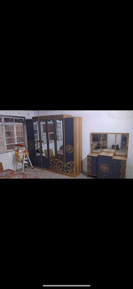 غرفه تركيه 6 قطع سعر من اخير 200 مكان زعفرانيه غرفها يحتاجلها صوميه اي استفسار رقم ***********
