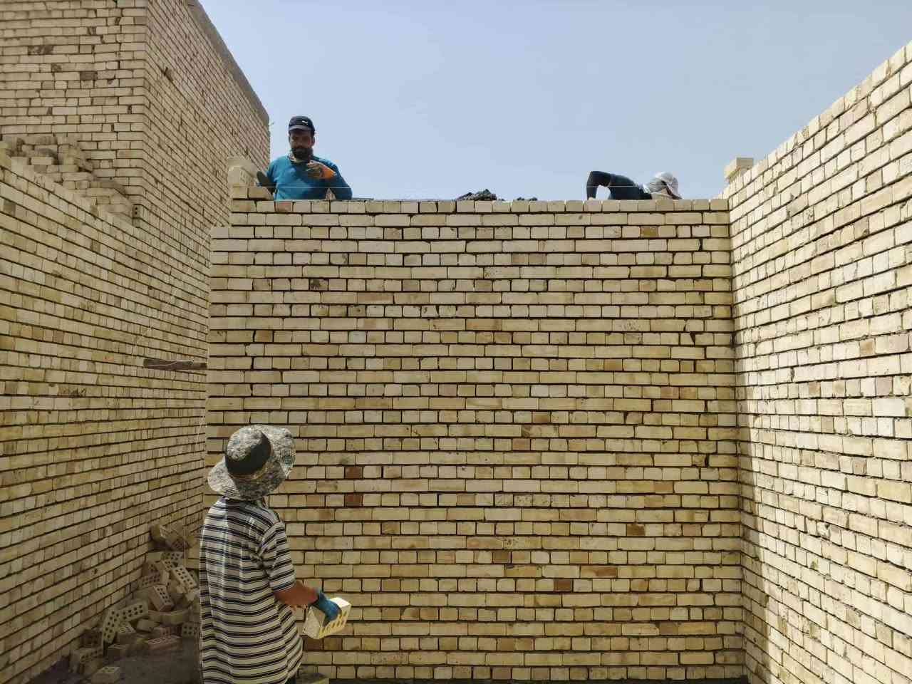 سلام عليكم خلفة بناء متفرق حالين شرط ستلام مهندس شغلي داخل بغداد ***********
