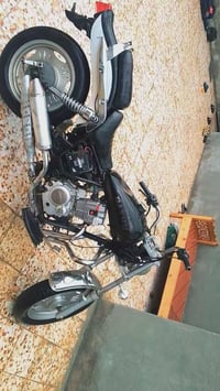 هونده البيع وراق السعر ٣٠٠ بي مجال 07776035232 شغاله سلف