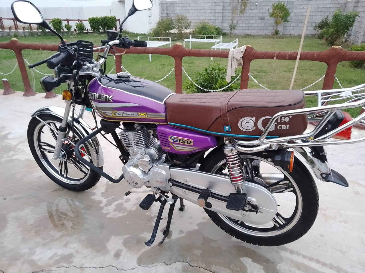 سلام عليكم دراجه للبيع سيفان موديل(2023)
مكاني ديالى كنعان السعر 575 وبيه مجال بسيط الاستفسار ***********
