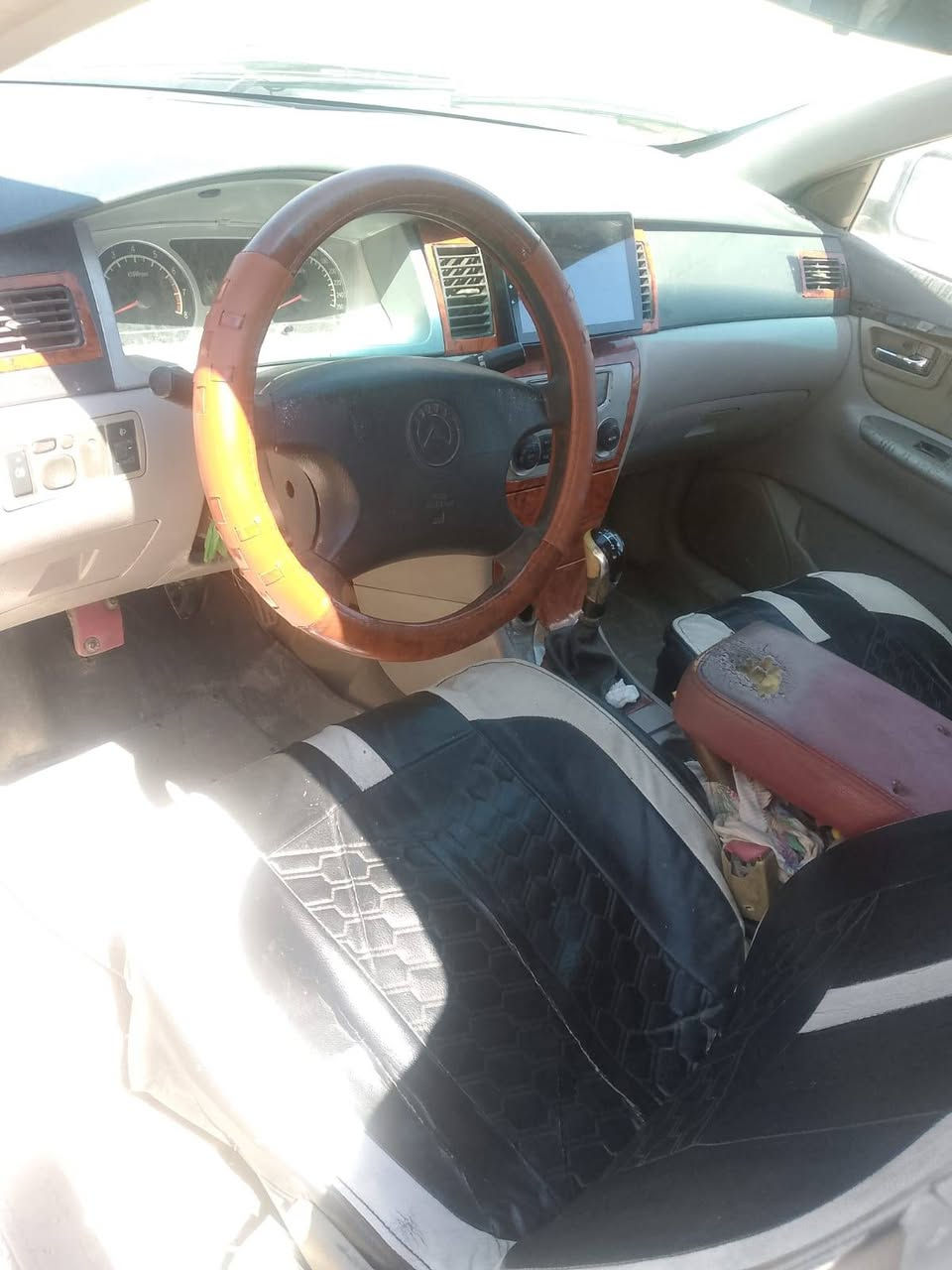 جيلي موبل موديل 2012رقم بصره انكليزي سنويه 2030مكينه بلادي كير عادي مكينه وكير كفاله تبريد ثلج تخم تاير حداديه جاهز السياره كفاله من الضربه مكاني بصره السعر 38وبيها مجال قليل الاتصال ***********
