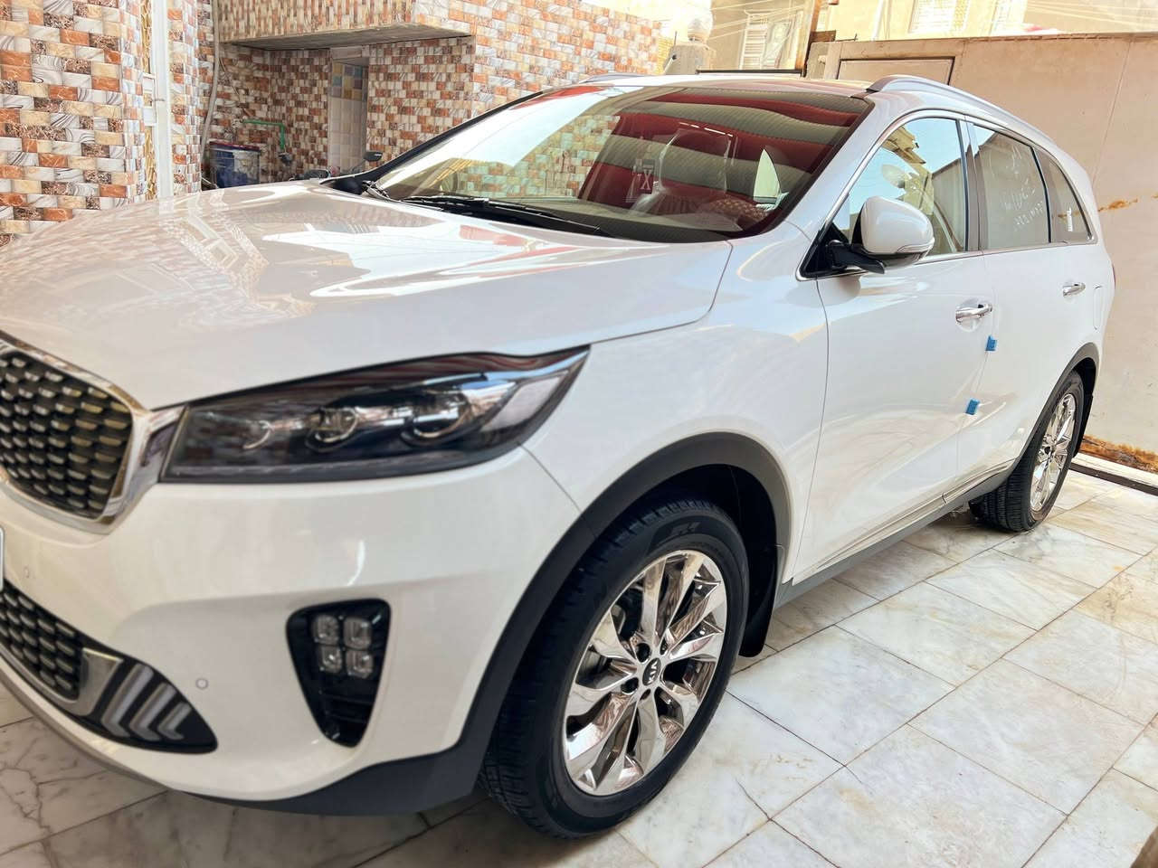 كيا سورنتو خليجي موديل 2020 مكفوله كفاله عامه هزه رقم انگليزي سنويه 2031 بسمي ثاني يوم احولك شرط محرك 6 سلندر محرك حداديه كله عل وضع الشركه السياره ماشيه 15 الف كيلو متر زيرو اربع انظمة قياده مانع انزلاق تحكم ستيرن تشغيل بصمه وفتح الابواب بصمه حساس امامي خلفي تبريد وتدفئه ثلاث قطع كشن جلد طبيعي وكشن السائق والعبري تحكم كهربائي لد نهاري لايت زنون ابيض شركة جنطه كهرباء فتح وغلق اشارة بالمري حساس تايرات ويل كب كروم عدد 5 دسك خلفي امامي والسبير ابد مامشدود العنوان ناصرية قضاء الغراف
للاستفسار عن السعر الاتصال على هذا الرقم والشراي يدلل (***********) 
غير متواجد على الفيس بوك
