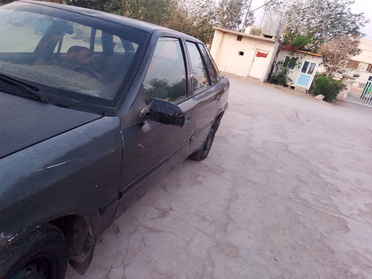 للبيع دايو اسبيرو موديل 94 كير محرك كفاله حداديه جديد سعره 20 ورقه بي مجال  تخم تايرات نص عمر سياره بلاديه مابي ضربه رقم ديالي انكليزي دولي سنويه جديد هاي رقمي ***********
