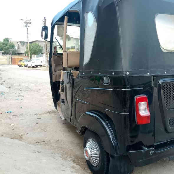 سلام عليكم 22 رقم سنويه تكتك بيه بارد جوه بكلايت باقي كفاله عامه تكتك جاهزه اي نقص مابيه سعر 9500 مكان بغداد البياع شرطه خامسه لاستفسار ***********
