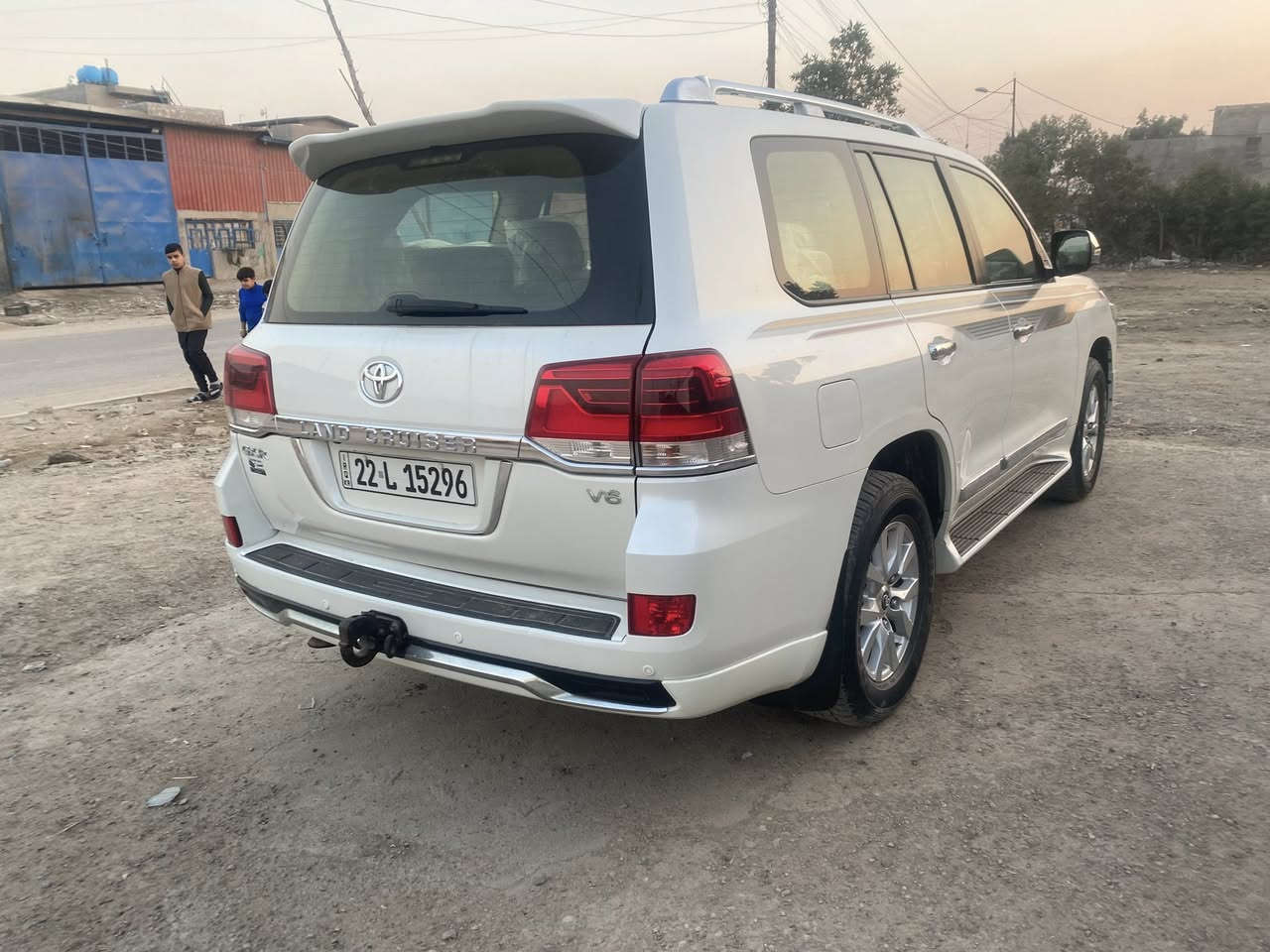 السلام عليكم
لاندكروزر 2016 فول مواصفات فطيم سونار داخل المنشور
ماشيه 111 الف حقيقي السعر 470 اربع شدات وسبعين وبي مجال قليل رقم الهاتف ***********
