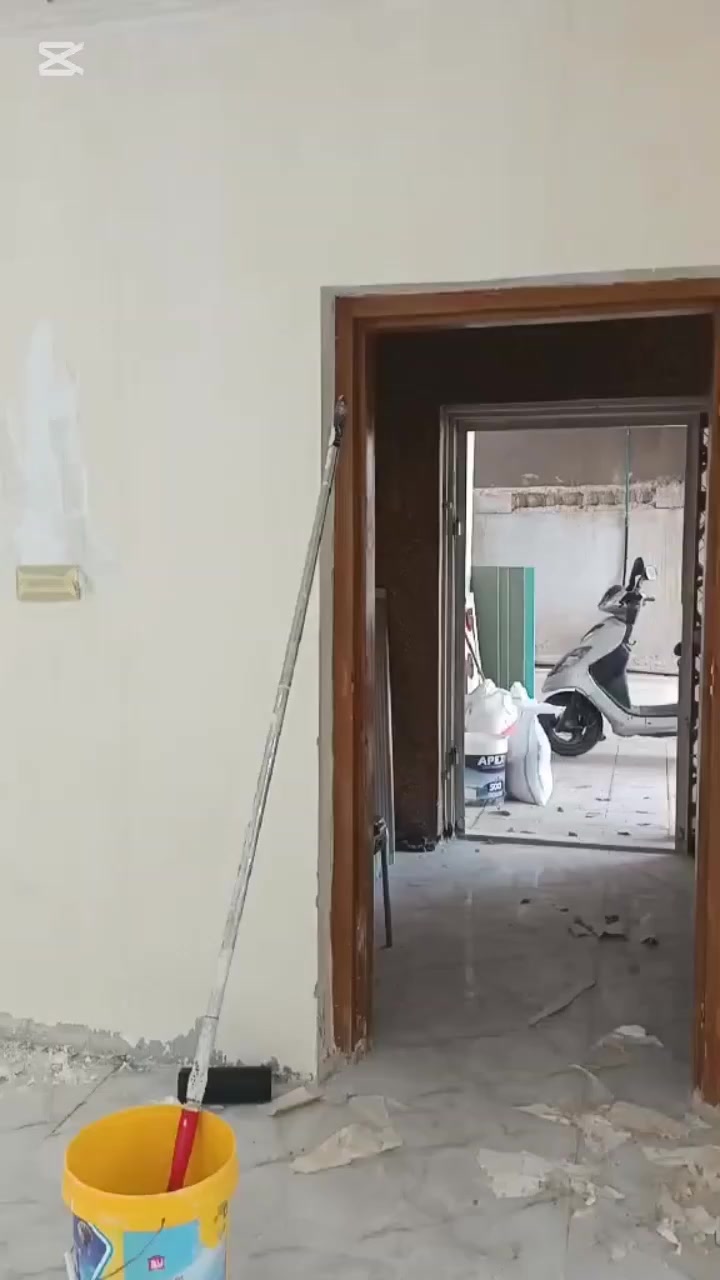 السلام عليكم صباغ متفرغ حاليآ اشتغل صبغ خارج واجهيات وداخل تصليح رطوبه راسلني ودلل *********** متوفر واتساب
