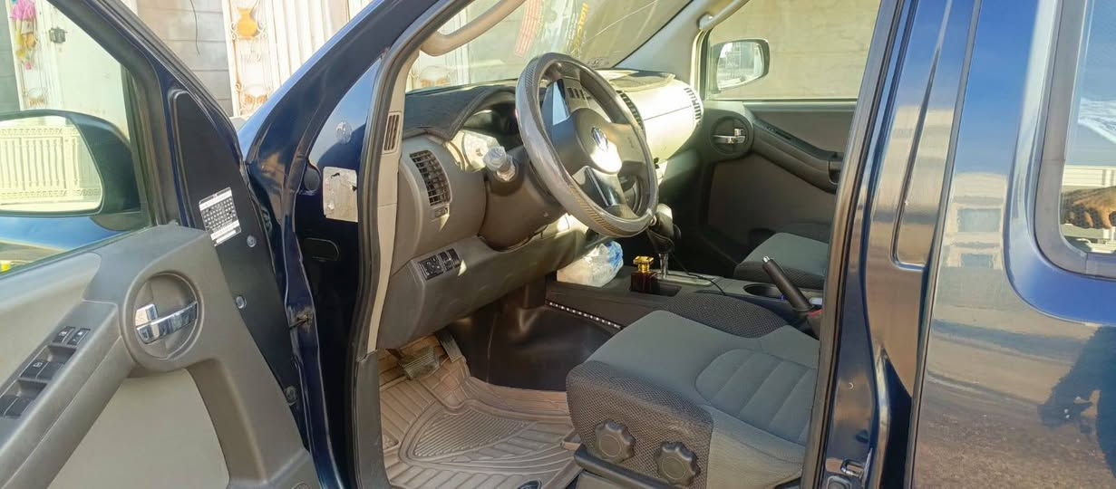 نيسان اكستيرا  موديل 2008 وارد
كلين تايتل  للبيع او مراوس 
المواصفات// 
4*4  شغال 100%
حجم المكينة 4000 
مكينة بالصندوگ بلادي مع گير  شرط جديد مو حاوية
حدادية امامي وخلفي 100 جديد 
منضومة تبريد وتدفئة جديد 
كهربائيات بلادي شرط وبدون اي عطل واحد  كفالة 
بلاجكتورات عدسة 
شاشة 
غرفة بلادي ونظافة 99% 
حجر صلنصه شغال وسعرة 600 دولار 
حساسات كلها شغالة 
بيها جاملغ السكن الامامي جارد ومأشر بالصور واني ماصبغته لان السيارة كلين
رقم بغداد الماني (تحويل فقط) 
السعر 112 
الي يشوف السعر غالي يتفضل علينا بالصلاة على سيد المرسلين محمد (صلى الله تعالى علية وسلم ) 
مكان السيارة سامراء 
***********
***********
