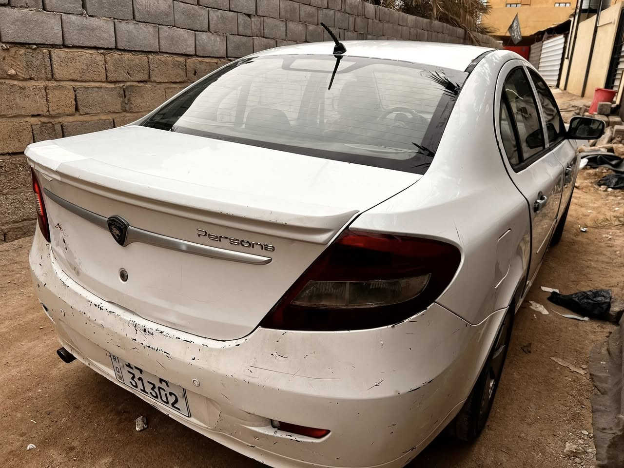 بروتون مديل ٢٠١٣
مكينة وكير كورلا
نقص تبريد 
السعر ٣٨
رقم بصرة باسمي 
ابيع شرط التحويل 
***********
