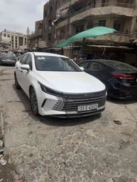 بيودي 25 زيرو.  مرقم بغداد دستراير. والسعر 21 مليون 07713274544