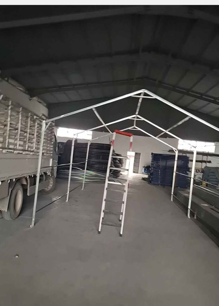 ئەوخێمەیە بۆفرۆشتنە بێچادرە تازەیە نرخی130000هەزارە قیاسی585سم درێژ380سم پانە230سم بەرزە لەبۆری4بە4ر دروست کراوەبەکاردێ بۆگەراج.بۆسەیران.بۆڕاگرتنی مەڕوماڵات.بۆقەلوقازڕاگرتن ناونیشان چوارقوڕنە گوندی گرجان سەردووسایدی گشتی کۆگای ڕێباز تۆربەی ژم***********ئاسیا***********گەیاندنیشمان هەیە رانية, السليمانية
