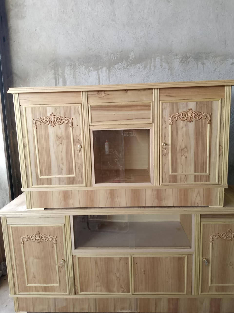 بوفيات تسكام  الوجه صاج متره ونص استندر مترين ونص  استندر المكان كربلاء طوريج رقم تواصل ***********
