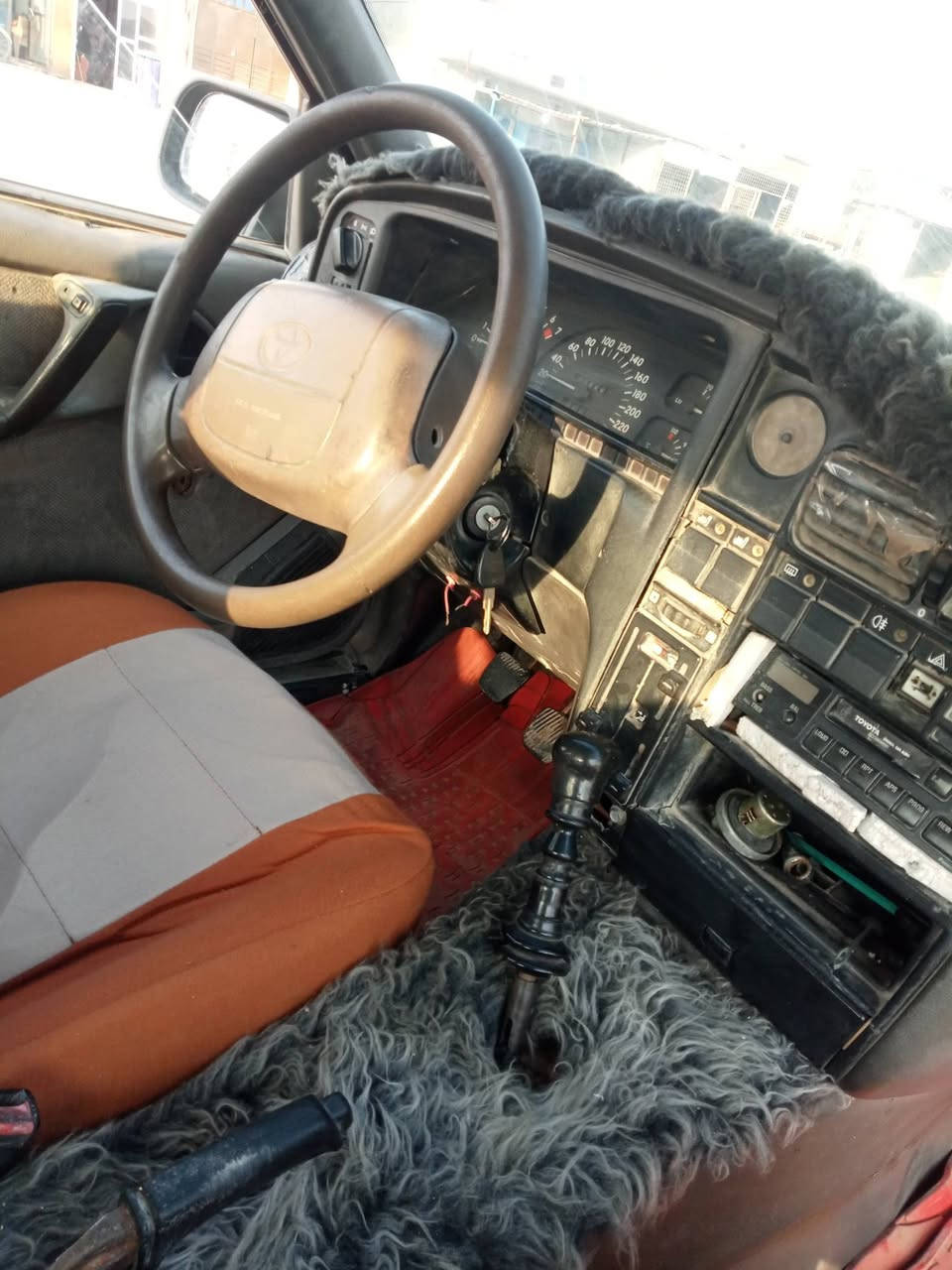 سلام عليكم اوبل اوميكه   بيع او مراوس. حسب القناعه موديل 90 رقم انبار مميز نكليزي  بسمي  محرك جديد  اتكفل محرك  وتحويل  والباقي شوف. العين  السعر  27 ورقه. او مراوس مكاني ابوغريب  ابومنيصير قرب الجسر  الاتصال. ***********
