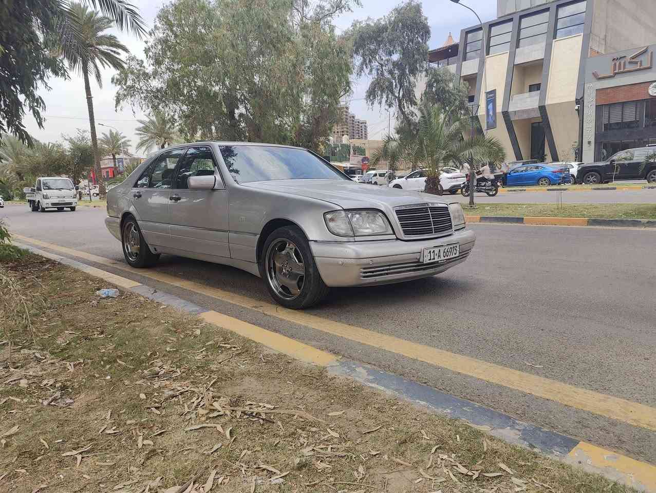 مارسيدس شبح s500v
موديل 1998 
محرك وكير تمام 💪
حداديه  إمامية خلفيه بحاله جيده 🔧
تبريد ثلج ❄️
 كهربائيات كلها تمام ⚡
مري شفط 
سلايت جام 
ويل AMG كروم 🛞
سستم صوت دمام  
منظومة لايت زنون
مكاني الشعب الاستفسار الاتصال على الرقم 
*********** ابو تولاي 
السعر 105 بيع او مراوس
