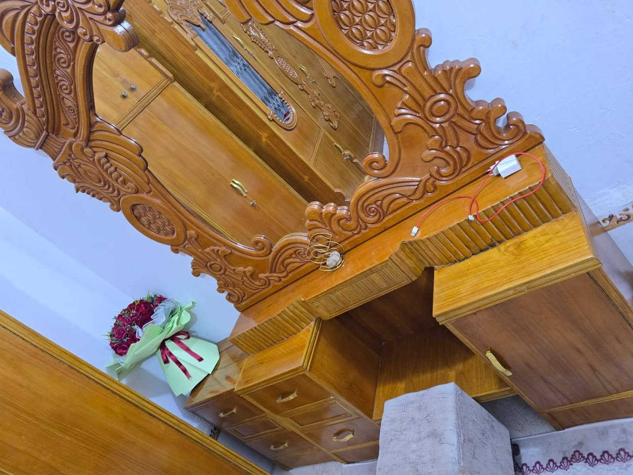 غرفه ام سته طابقين انجاره نضيفه كلش اي شخط ما بيه السعر مليون و ٨٠٠ وبيه مجال التفاصيل أكثر عل الخاص  المكان زين القوس


**إذا كنت صاحب هذا الإعلان وتريد حذفه لأي سبب، رجاءا أرسل رسالة إلى الدعم الفني**