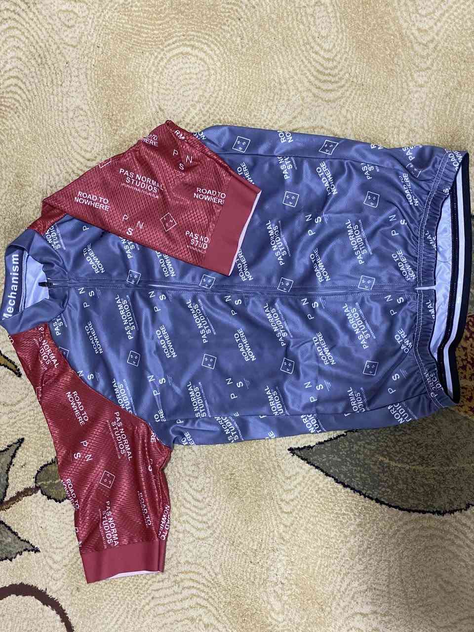 القطعة على 6 الاف 
كله جديد عنواني بصرة و توصيل متوفر 
***********
