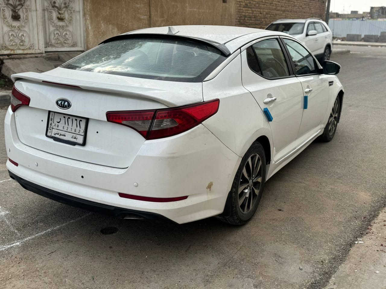 بلتقسيط تم توفير كيا اوبتيما خليجي موديل 2011 رقم بغداد لون ابيض مميز مصبوغة حزام مقدمة 49$ ورقة قسط شهري 300$ دولار للاستفسار أجمل الأسعار مع سرمد كار *********** مراسلة واتس او اتصال مباشر
