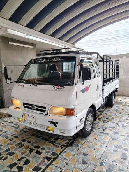 كيا بنكو موديل 95  رقم ديالى   
مشروع وطني   تحويل مباشر 
مكينه 2700 لاصرف لا بخار جديده 
شاصي مكفول تخم تاير صدر مشط باور 
محجر غلاف دوشمه كهربايات كله جاهز 
فقط صبغ حزام قماره وتكم بلادي 
سعر 58 مكان بغداد ه‍ *********** 
غير متواجد عل انت اتصل وتدلل
