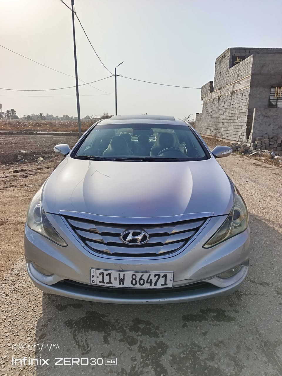 للبيع سوناتا موديل 2013 وارد امريكي رقم بغداد قطره صبغ مابيه حادث بيبان اثنين فقط امبدلات نفس للون بدون اي دواخل مواصفات السياره تحكم ستيرن جهتين+ اشاير مري ,+بصمه تشغيل+بصمه يده ابواب +بصمه جنطه+كشانات كهربائيه+ كشنات حراريه -كامره خلفيه + شاشه كبيره+ منضومه زنون+ مكينه 2400 جي دي اي فول مواصفات السياره *********** السعر 105 وبيه مجال السونار موجود في المنشور
