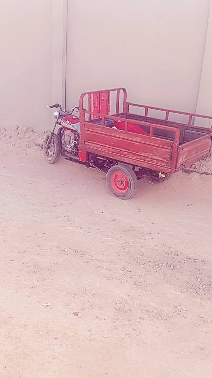 سلام عليكم ستوته ادوات كهربايات كلها شغاله ماعدا السلف ماعرف اشبي عوزه بيم ماعرف دشلي ستوته نضيفه توها معمره كلشي بيها جديد تايرات بريكات باتري ضفيره صالنصه كاردن شاصي شوفت عينك كفاله عن السرقه سعر 700 وبيها مجال مكاني خور الزبير ولشراي بخدمه رقم الهاتف *********** واتساب فقط
