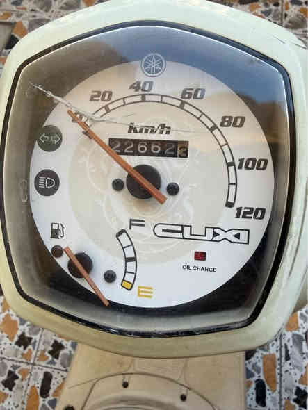 السلام عليكم بوليس داخل كريمي للبيع كامله من كل شي اي نقص ما بيها مكاني بغداد المشتل السعر مليون و 150 وبيها مجال *********** بغداد
