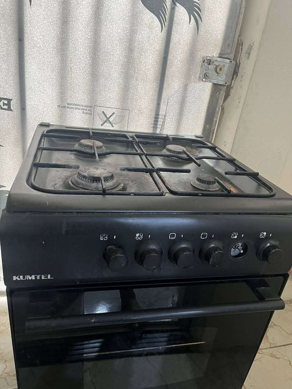 � للبيع طباخ KUMTEL بحالة جيدة
لون أسود أنيق ويا فرن عملي ✨
مرتب ونظيف ويشتغل زين، مناسب للمطبخ اليومي 👌🏻

📍السعر: ينذكر ع الخاص
📩 الي جاد يراسلني


**إذا كنت صاحب هذا الإعلان وتريد حذفه لأي سبب، رجاءا أرسل رسالة إلى الدعم الفني**