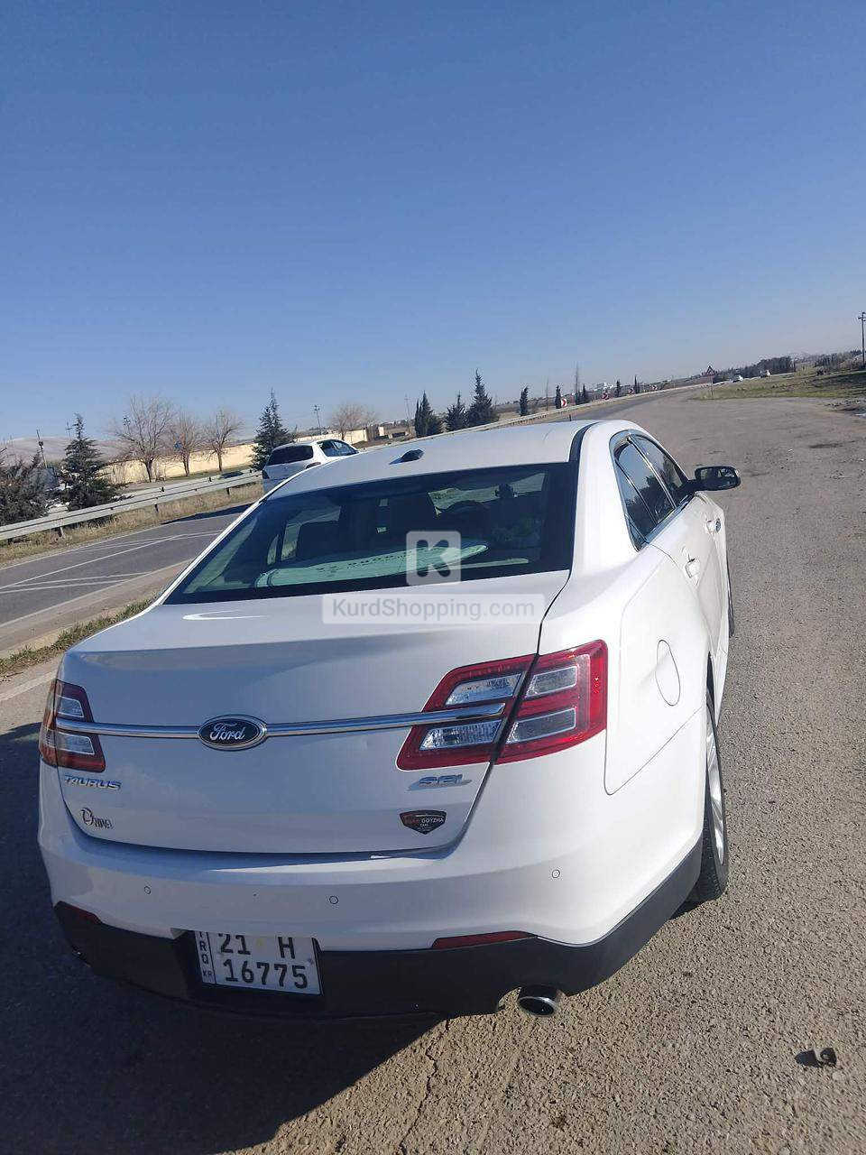 فۆرد تۆرۆس ٢٠١٣ بێ بۆیاخ شەریکەی نیڤا ***********
