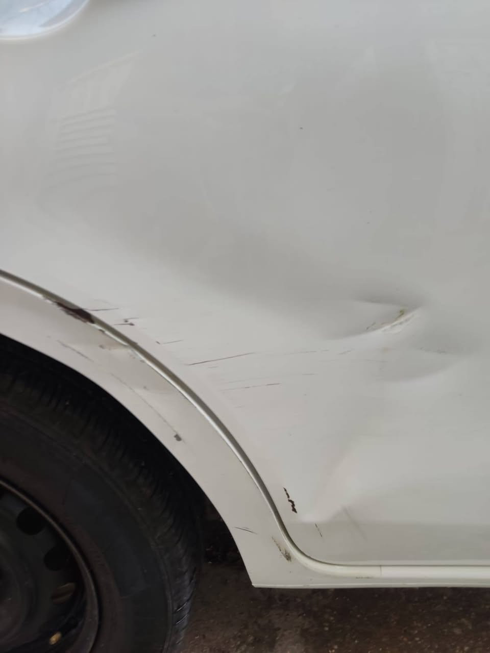 سلام عليكم
نيسان سني للبيع 
٢٠٢٠
مكفوله كفاله عامه 
عده طخه بصيطه بال منشور 
ماشيه ٥٩ حقيقي 
كير محرك تبريد مكفول وضع شركه 
رقم سليمانيه سنوينه شرط 
مكاني بغداد كراده 
الشراي يتصل 
***********
