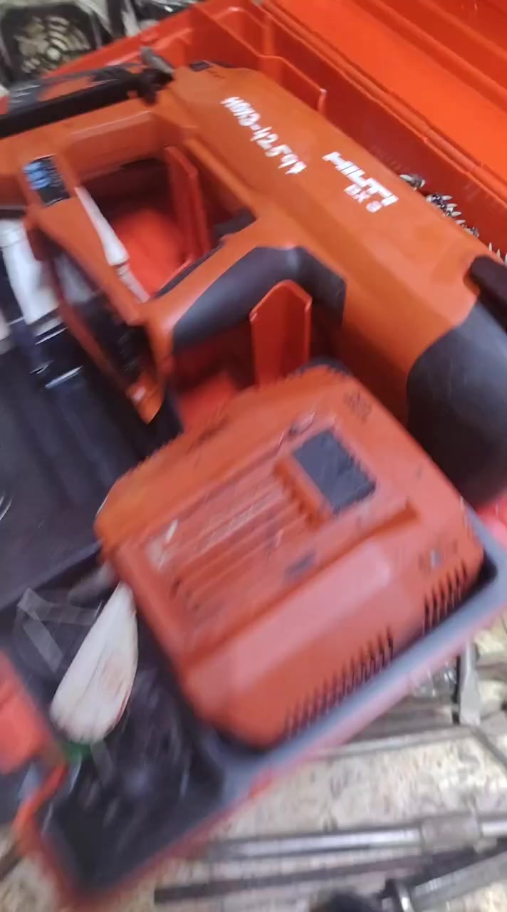 السلام عليكم من رخصت ادمن تم وصول الاستفسار على وتساب *********** او زورو البيج دبي باله
