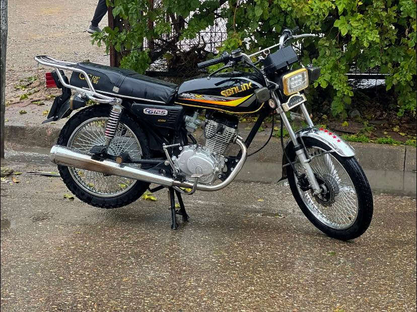 ونيك مديل 2023محرك مامفتوح قطرت صوت مابيه كهربائيات كله شغال وياله مسطره شلعه ومعدل فول سعر500 رقمي ***********
