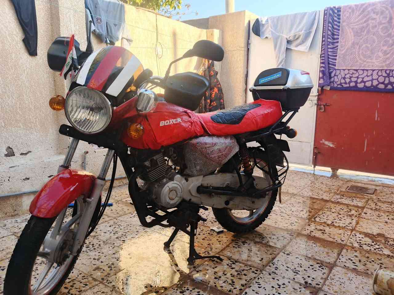 بوكسر 2018أوراق اصولي بيها خيط تبخير دراجه كدام عينك سلف هنر كلشي شغال مابي شي نقص 500بيها مجال قليل ***********
