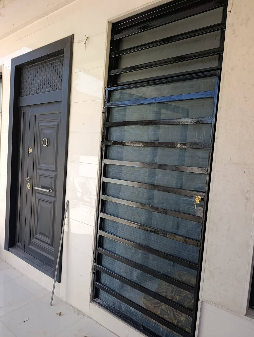 علي حداد في اربيل
لكافة انواع القمريات  و الكتايب 
و ابواب ومحجلات
وقرميط و ديكورات و مخزنات و كرفانات 
وكافه شغل حدادة 
في كافة مجمعات اربيل 
للمزيد من معلومات اتوصلو ع ارقام التالي 
***********   👈 فايبر و اتس اب 
*********** كورك
