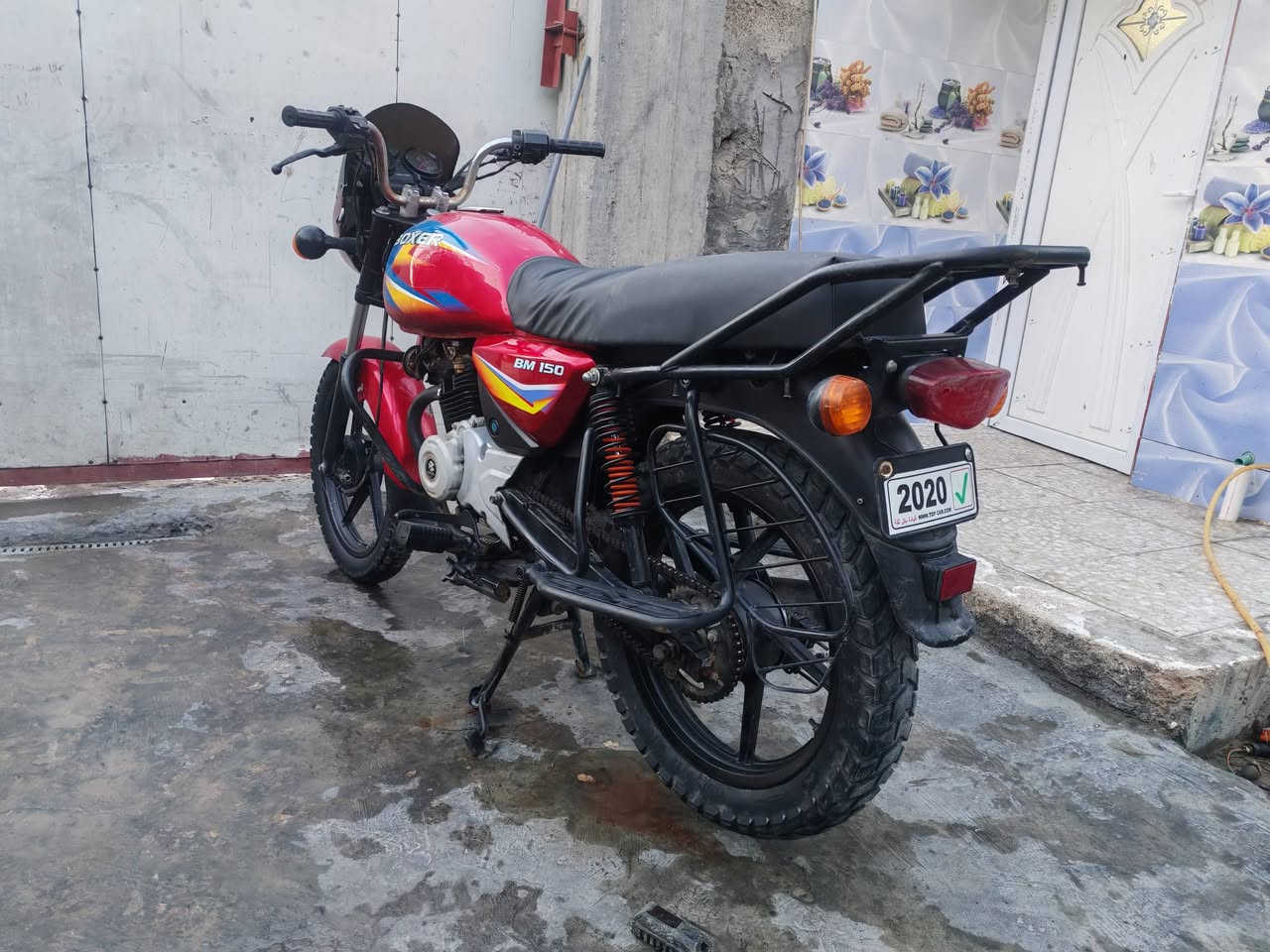 بوكسر للبيع
وراق صولي
سعر ٧٥٠
دراجه كامله
بغداد ***********
