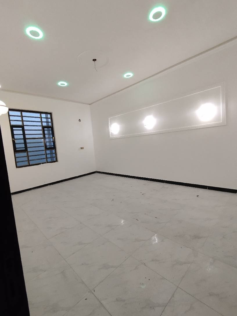 #اسعد_الله_اوقاتكم_بكل_خير⁉️👋🏼

دار سكن للبيع بناء 2025

#المساحه 200 متر 👍 

#جنس_العقار :: طابو ملك صرف زراعي باسم عراقي 

#العنوان :: البصره شط العرب الجزيرة اليوبا الصقر 

#يحتوي البيت على  2 غرف منام كبار
و ديوان
و مطبخ و صاله
و مناور عدد 2
و صحيات داخلي وخارجي  و كراج

#البيت جاهز من كلشي تستلم البيت عنده المكاتبه
كامل من مقطوره و كيزر و ماطور
جيب اثاثك و اكعد
و الف عافيه الي ياخذه

جميع الخدمات متوفره ماء كهرباء ومدارس 
#السعر ((  95 مليون  وبي مجال 
#للاستفسار الاتصال على الهاتف 📳📞
س📳((***********)) ابو حسن الربيعي ☎️📞 شط العرب, البصرة
