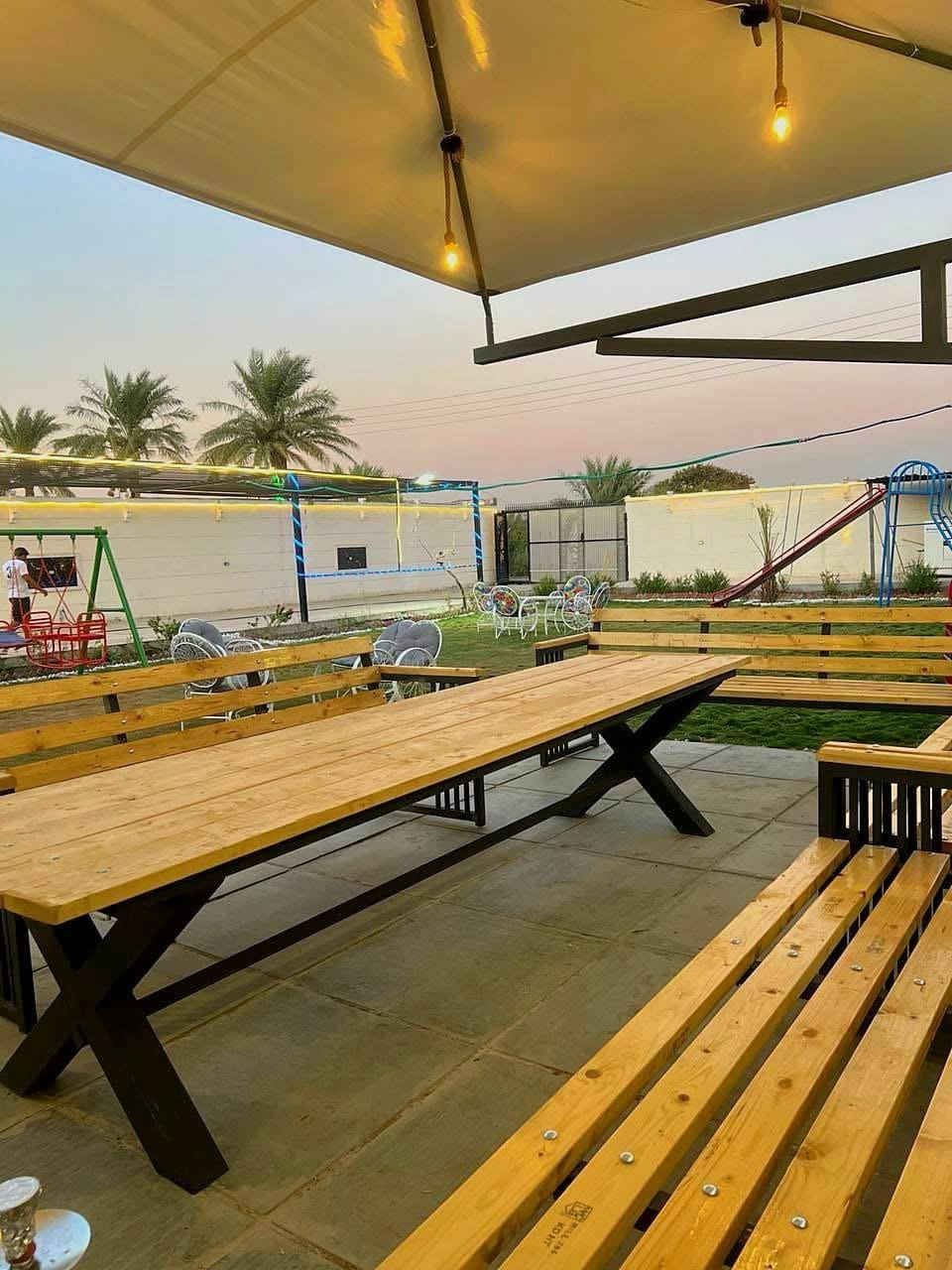 احجز مزرعتك يمنا واستمتع بالأجواء مع الاهل والأصدقاء 🥰
(مزارع البوعيثة) 
ترحب بكم
موثقة بتطبيق اجرلي
_♕_

1.نظام شفتات ونظام 24 ساعه 

1. نظام شفتات صباحي 
من 9ص لغاية 6 م

2. نظام شفتات المسائي
من 8 م لغاية 7 ص

♕
تحتوي المزرعه على... 

1. غرفتين نوم  .. واكو غرفة 1
2. صالة كاملة
3. حديقة واسعة 
4. مطبخ  كامل
5. مسبح
... كعدة عربية ...
مكانات خاصة لشوي... 
منظدة...... 
العاب اطفال..... 

كهرباء على مدار 24 ساعة

.. موقف سيارات يتسع اكثر من 10 سيارات♕__

***********‪

الدورة / البوعيثة
#اللهم_صل_وسلم_وبارك_على_نبينا_محمد
