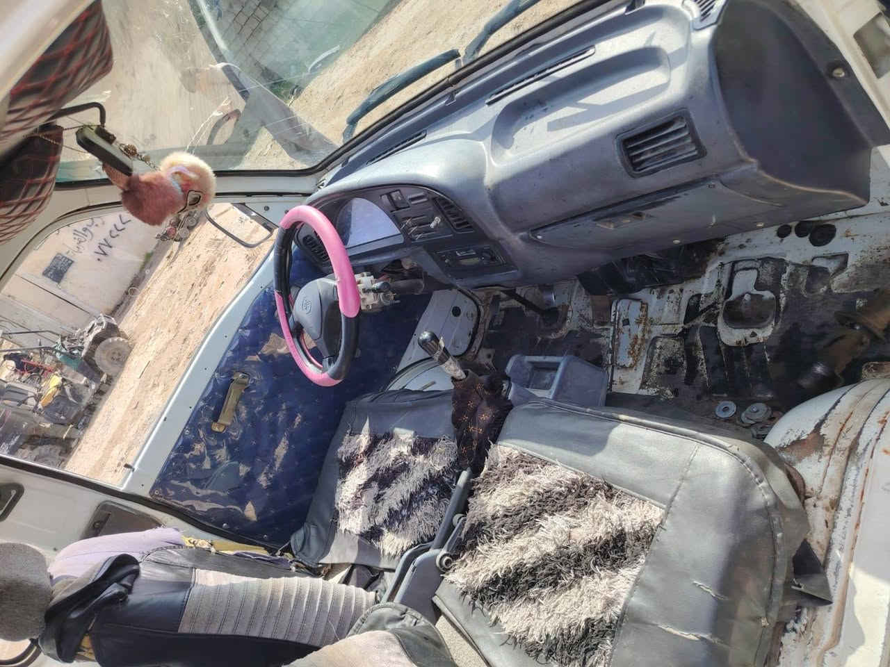 سلام عليكم كيه فاو للبيع موديل 2007 اوراق كامله اربع تايرات جدد صدر جديد خياس مابيها سياره جديده كلها بلاد بدون صبغ او ضربه محجل وغلاف بودي كهربائي كامله الشراي يتصل عل رقم مكاني الشرقاط ***********
