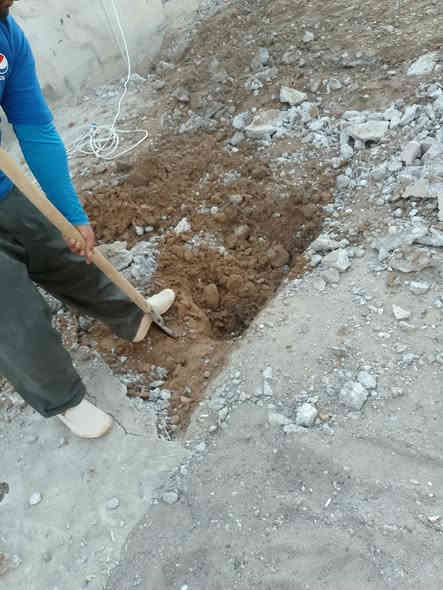 سلام عليكم
كادر عمل اي شقل نشتقل 
1فرش حجر 
2تصفير بيوت 
3تصعيد بلوك 
4تصعيد رمل 
5لبخ تكعيب 
6درز بيوت 
7تعديل تراب فوك تكعيبه 
8ندخل جص 
9تصفيط بلوك أساس تكعيبه 
10اذا معندك شقل اصلخنه بتعليق جزاك الله خير وهاذه رقمي ***********
