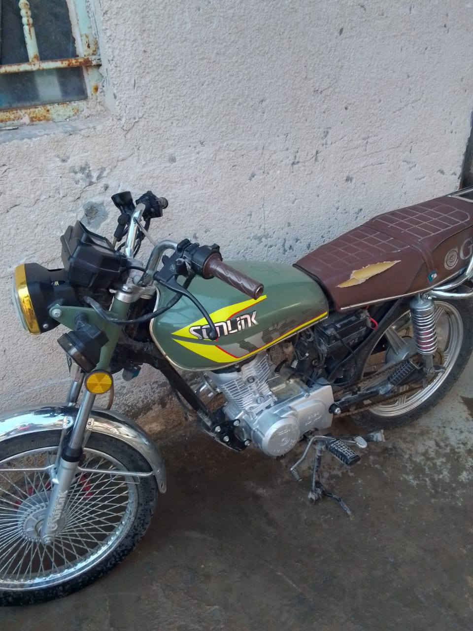 سلام عليكم ايرانيه اربع كير 2024 نظيفه مكاني الحسينيه السعر 600
***********
