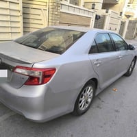 تويوتا كامري موديل 2012 رقم واسط انكليزي  وارد امريكي محرك 4 سلندر  25...