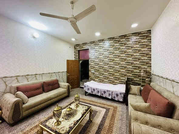 🏡دار للبيع _طابو صرف_حي الضباط 2
  الموقع //حي الضباط 2 _ قرب مجمع السلام السكني

المساحة // 150متر (واجه 15 ✖️نزال 10)

✅✅بناء حديث درجة أولى 
يحتوي ع طابقين 
ط1// غرفة نوم➕صالة➕هول➕مطبخ➕مجمع صحية2
ط2// غرفتين نوم 🛌 

  🏫📚نستقبل جميع عروض البيع و ترويجها بإعلانات ممولة 
      للمزيد من التفاصيل الاتصال او المراسلة خاص 

حجي حسن السعيدي  ***********          
علي السعيدي ***********_ ***********
حسين السعيدي ***********_ ***********

 📍موقع المكتب  📌 الحله - حي الامام علي
مقابل سنتر الاسعار  ➖ داخل الفرع المجاور صيدلية ريحانه
