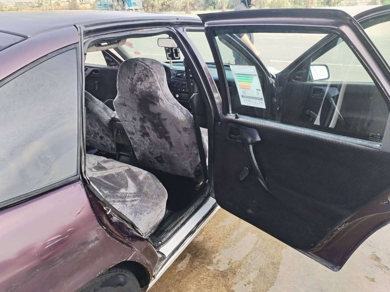 سلام عليكم 
اوبل  موديل 91 حجم 20 رقم كركوك دفتر بانزين كير اوتوماتيك كير مكينه صدر تايرات كهرائيات كلة بشرط سيارة جاهزة على اخر حباية 
السعر 35 
***********
