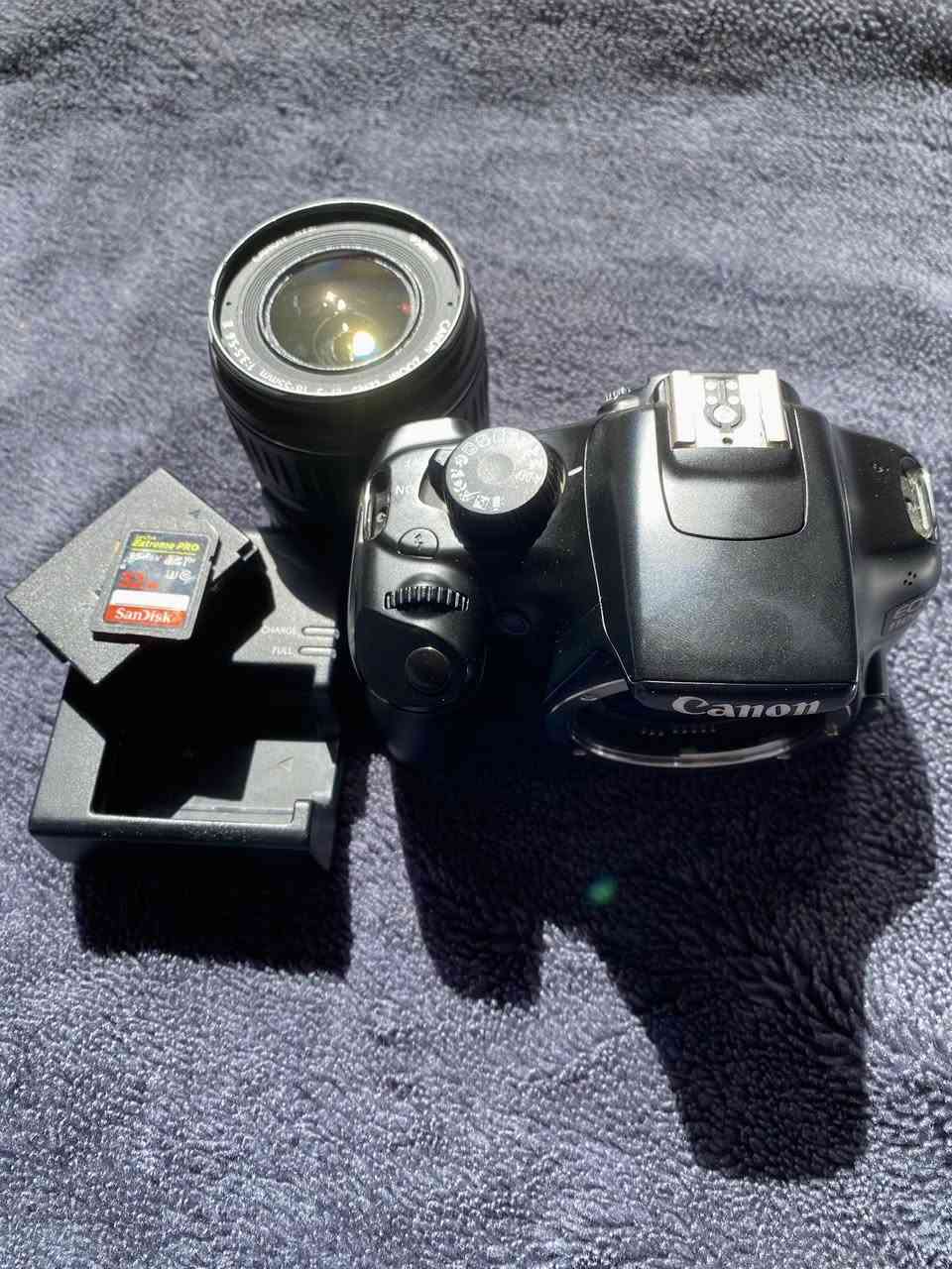 كانون d1100 نظيفه جداً
🔚مع كامل ملحقاتها 🔜 

1 - عدسه جديده 55.18 الاصليه

2 - رام 32G الاصليه  

3 - حزام ضهر حامل للكامره  

4 - حقيبه كتف ويد 

5 - بطاريه تدوم طويلاً  

6 - شاحنه تدعم الشحن السريع  

7 - حزام حقيبه  

(مكاني نجف الأشرف )

السعر 250

 

الاستفسار  ***********
