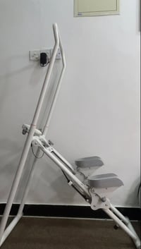 جهاز تسلق • جديد • شهر واحد