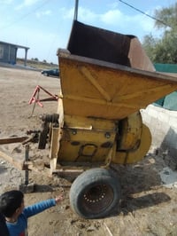 كاروضه للبيع مكان واصط صويره 07817063788