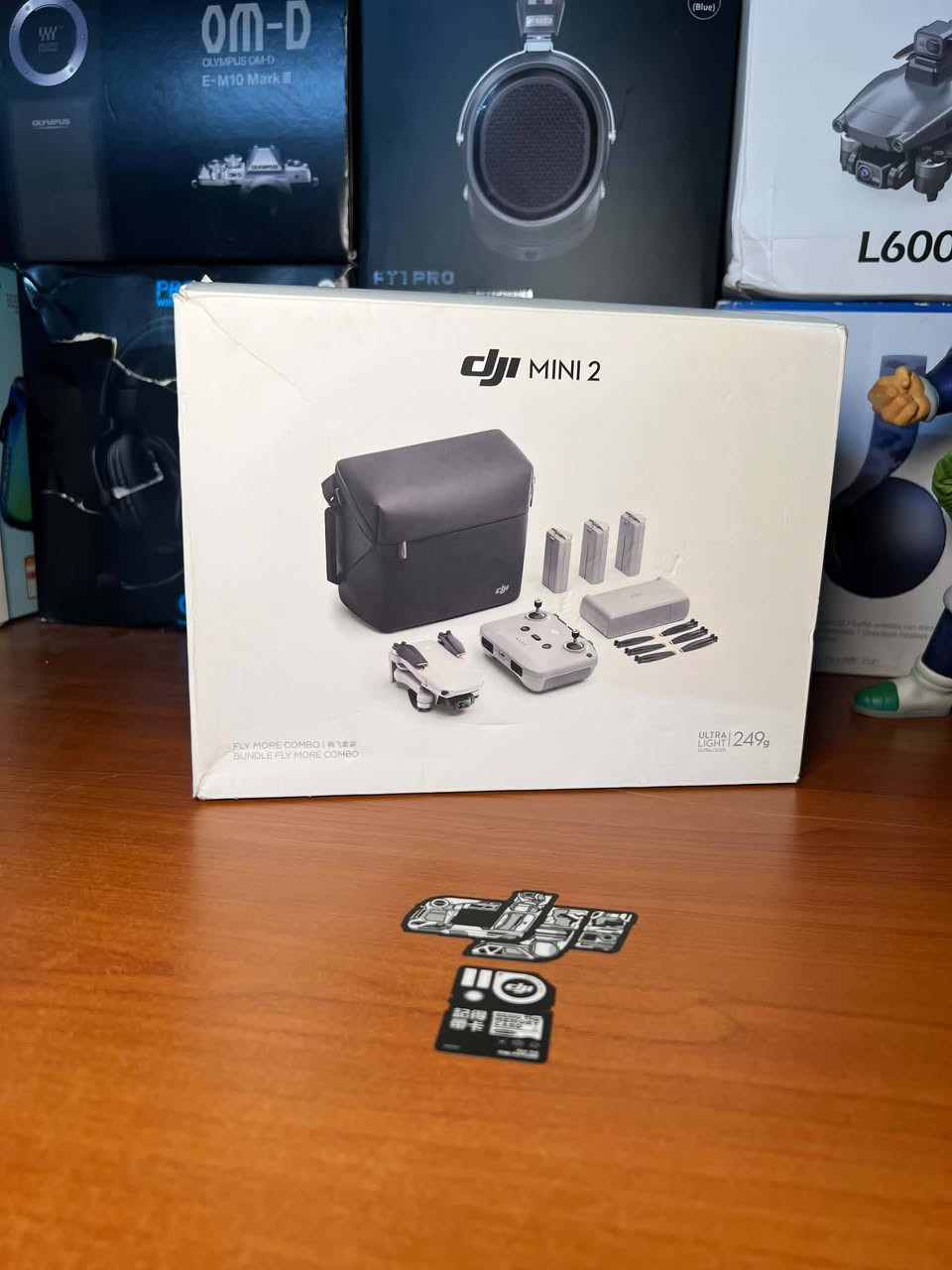 Dji mini 2 combo 
قطعه اخت الجديده استخام كلش بصيط كل ملحقات كامله 
3 بطاريات وشاحنه وجنطه وحمايه ريش ودرنفيس وكيبلات 
وريش اصليه تصوير 4K مكاني بغداد توصيل موجود 
للستفسار  ***********
