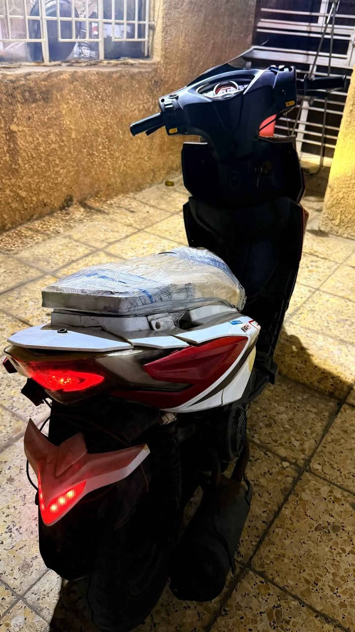 دراجه سكنس صيني شغالة مجفته قبل كم يوم و كلجات جديدة سرعة ١٢٠ ولفات جديدات و سوادات زينه لاكن ينرادلها ترتيب ابيع كوم حديد لان ما تشحن البطاريات و تكعدهن السعر 225 و المكان بغداد الدورة و يرحم والديك لا تكسر بالسعر سعر التجفيت كلفني 90 الف و ولفات ويا الكراين كلفني 15 الف و الكلجات ب50 و كابريتر نضيف المكان بغداد الدورة و دهن مبدل جديد و دهن اكسل و حتى هلال هندر و بنز بريك و قفل جنطة جايب بس بعدني ما شادهن كلفني ٢٥ الف يعني جاي ابيع الدراجة بخسارة بغداد, العراق


**إذا كنت صاحب هذا الإعلان وتريد حذفه لأي سبب، رجاءا أرسل رسالة إلى الدعم الفني**