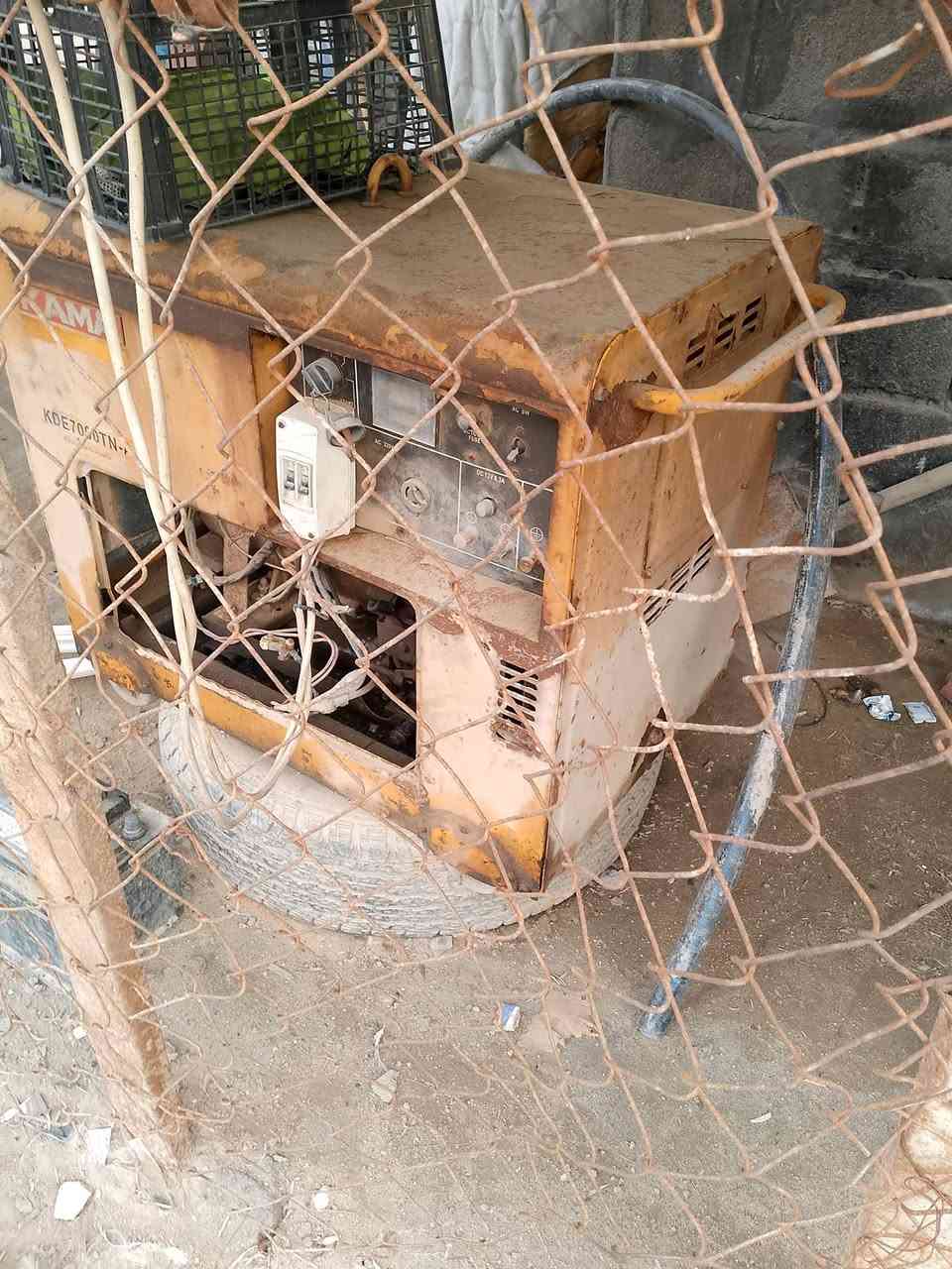 مولد گاز 20انبير
شغاله تجي تفحص وتأخذ 
يرادله ترتيب وغسل 
سعر 450وبيه مجال 
العنوان بصره شط العرب قرب الجسر الايطالي 
رقم الهاتف ***********
